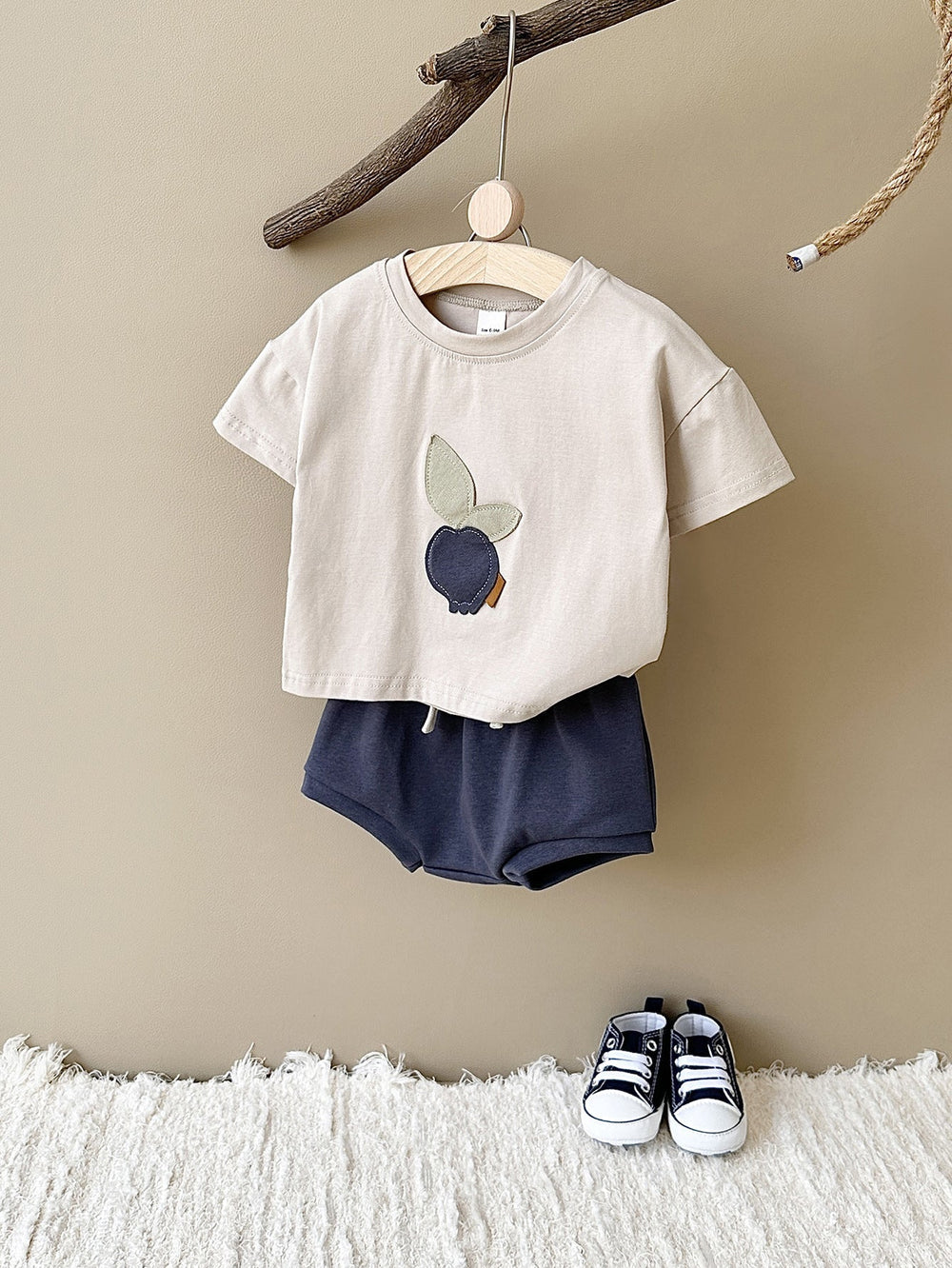 Sommarklädset T-shirt med Persika + Shorts Jogging – Little Pebble Set Unisex, Beige/Blå, Bomull, Storlek 0–3 år More For Mini