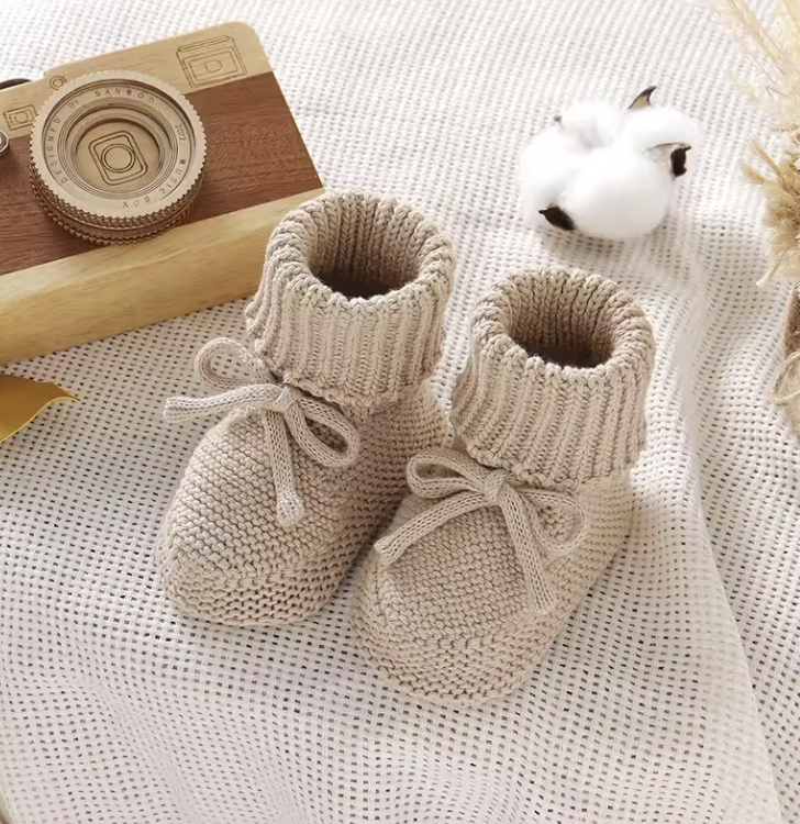 Stickade Babytossor – LittleLoom Unisex, Beige/Vit/Rosa/Grön, Storlek 0–2 År More For Mini