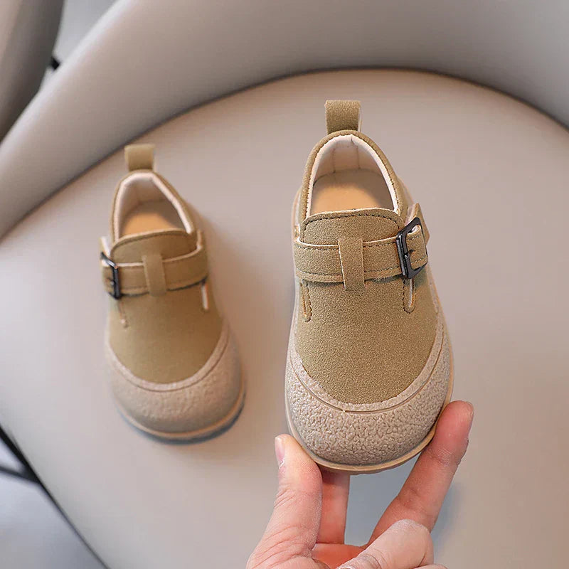 Babyskor Halksäkra & Andas – Retro Babyskor 0–12 Månader | Komfort & Stil för Första Stegen More For Mini