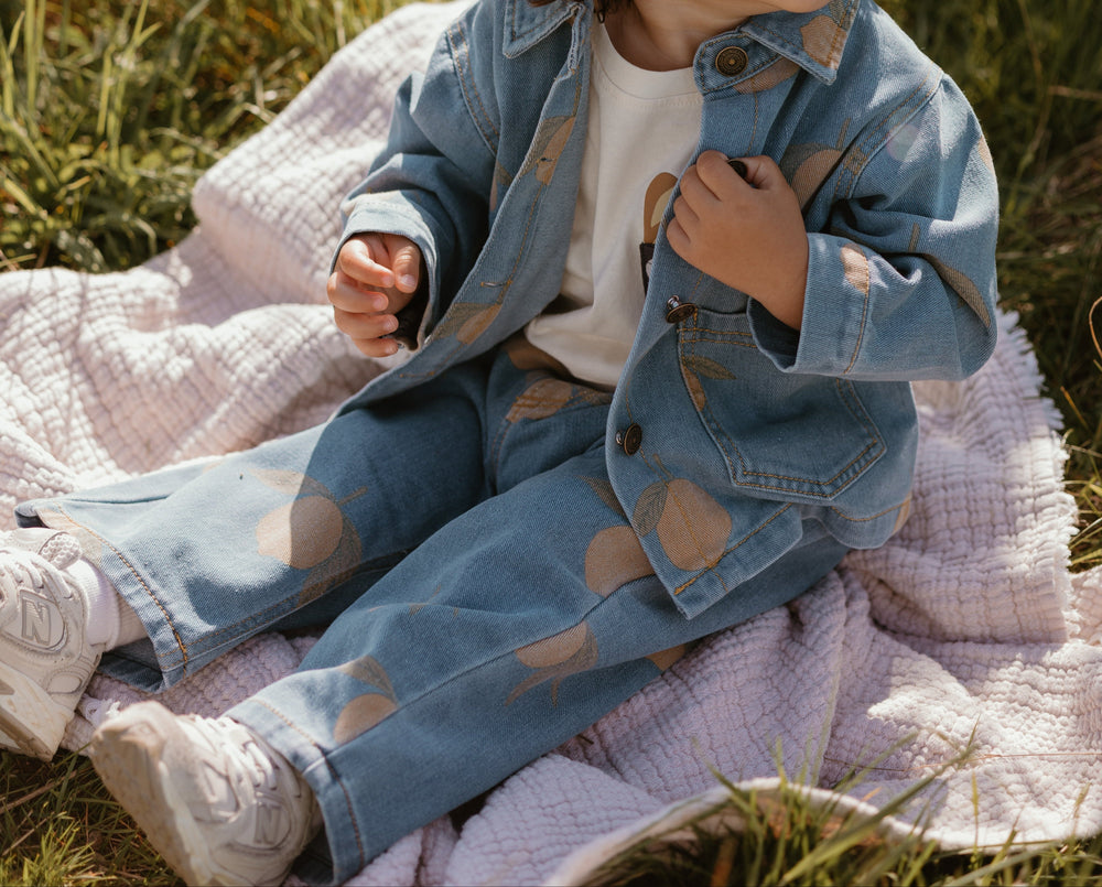 Barnjeansjacka med citronmönster – Blå denimjacka 0–8 år | Bekväm & Unisex More For Mini