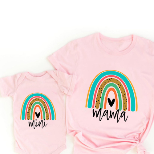 Mamma & Dotter Matchande Set – Tröja & Sparkdräkt | Regnbågsprint More For Mini