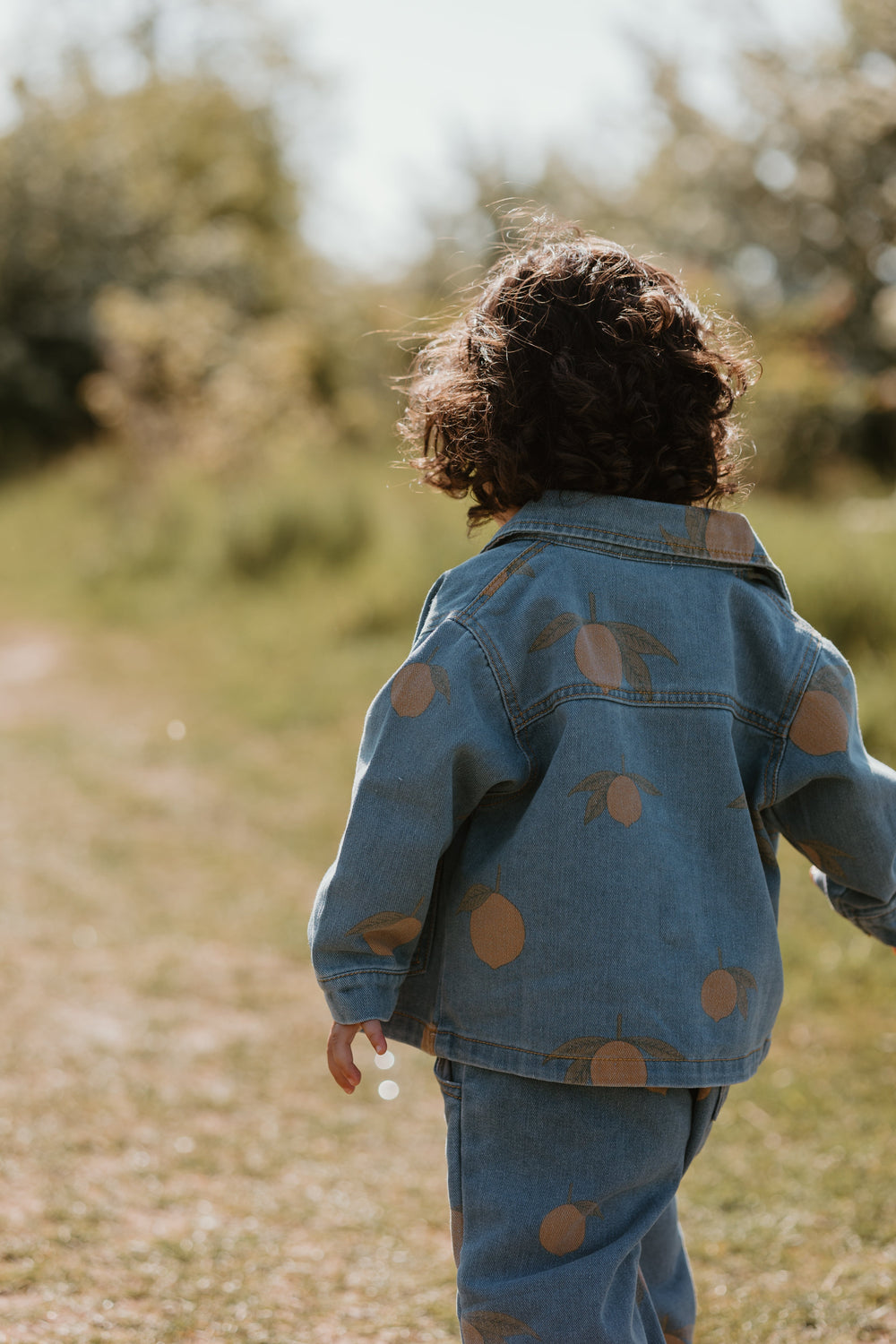 Barnjeansjacka med citronmönster – Blå denimjacka 0–8 år | Bekväm & Unisex More For Mini