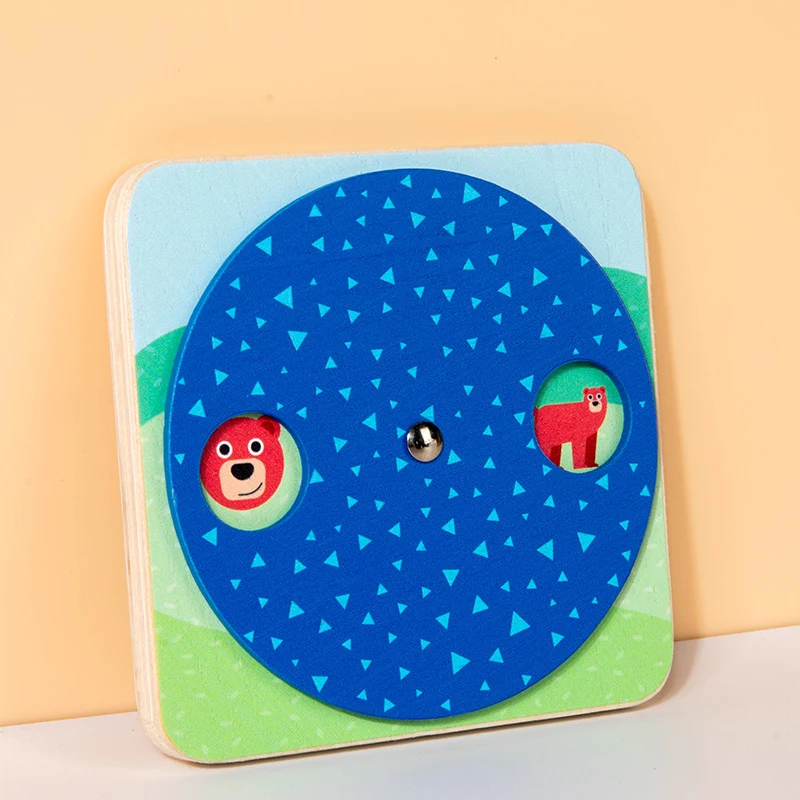 Magnetisk aktivitetsbräda Montessori i trä – 12 aktiviteter att välja mellan, kompakt | busy board