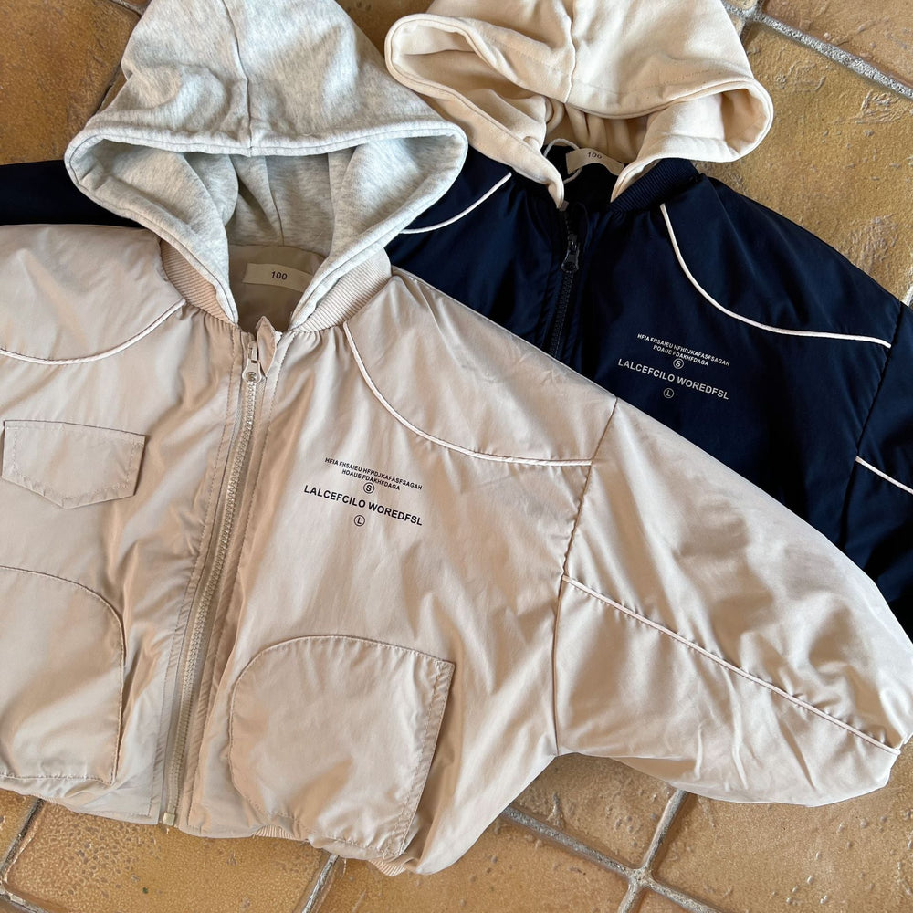 UrbanShield Windbreaker Jas Kind | Sportieve Kinderjas met Capuchon | 6m–10jr | Waterafstotend & Comfortabel | Meisjes More For Mini