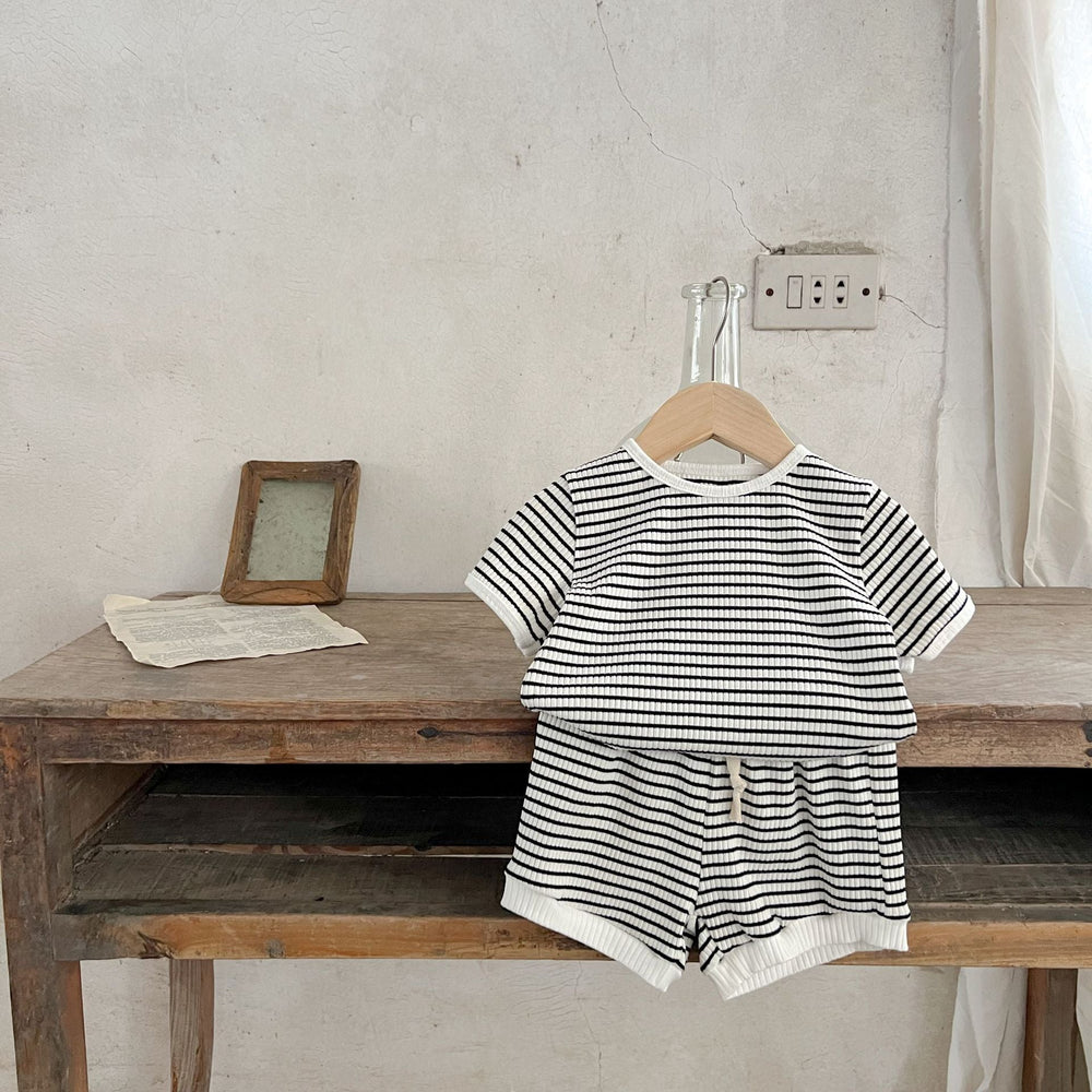 Unisex Baby Sommarset – 2-delat Ribbat Bomull T-shirt & Shorts | Nilo & Nox (0–3 år) More For Mini