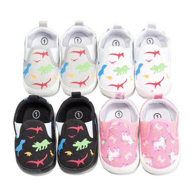 Slip-on-babyskor med halkfri sula – Minoe instegssneakers med dinosaurie och enhörning (0–18 månader) More For Mini