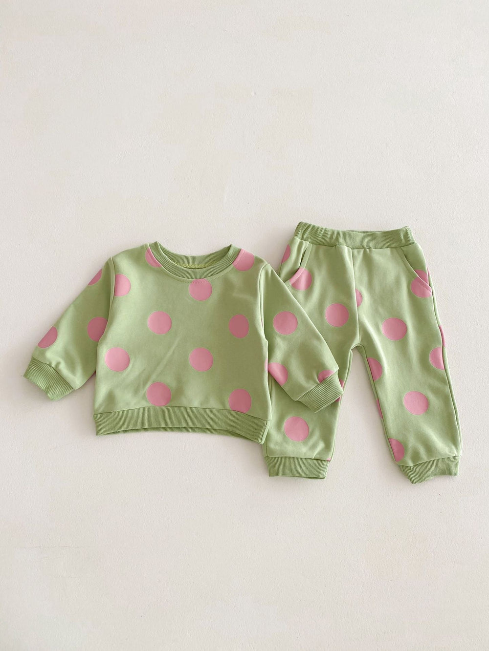 Träningsdräkt med prickar – DottyDays Flickor, Lila/Beige/Grön, Bomull, Storlek 0–4 år More For Mini