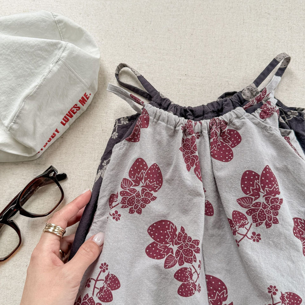Lunea Kids Flora Volangbyxdress Flicka – Sommarjumpsuit i bomull – Blommönster – Volanger – 0–6 år – Luftiga barnkläder More For Mini