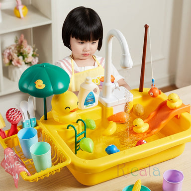 Splashy Duck Vattenset – Pedagogisk Vattenleksak med Fontän, Änder & Tillbehör | För Inomhus & Utomhus | Ålder 2–6 År More For Mini