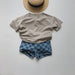 Nolu Checker Shorts – Rutiga Barnshorts Blå – Unisex Sommarshorts i Bomull – Resårmidja – Storlek 0–6 år More For Mini