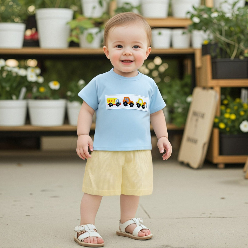 MiniMachines Zomerset Jongens | T-shirt met Bouwvoertuigen & Gestreepte Gele Short | Katoen & Polyester | 0–4 Jaar | Comfortabele Zomeroutfit More For Mini