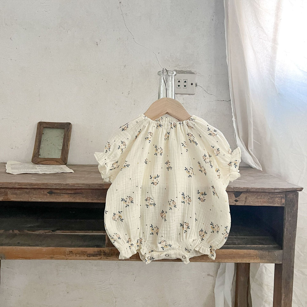 LittleBloom Babyset 0–3 år | Musselin Sommaroutfit för Flicka | Blommigt Mönster | Klänning, Body, Set eller Topp & Byxa More For Mini