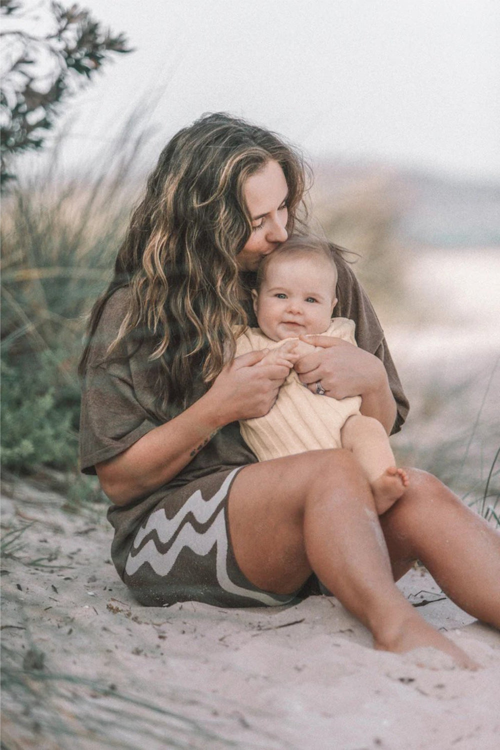 CozyNest Stickad babyromper 0–2 år | Mjuk bomullsblandning & ribbmönster | Bekväma babykläder More For Mini