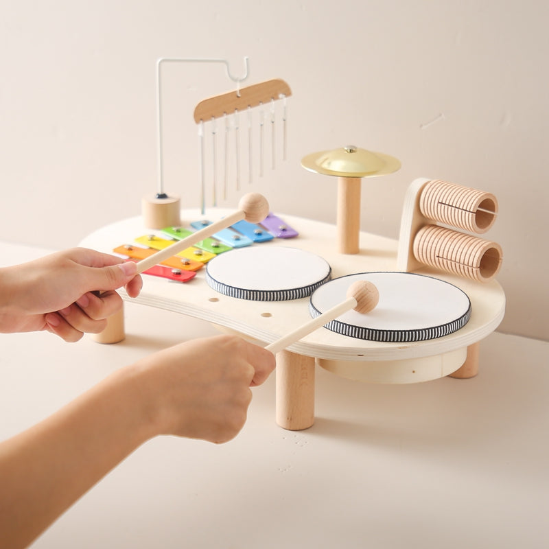 Trämusikbord – Pedagogiskt Musikinstrument för Barn, Inklusive Trummor, Xylofon & Cymbaler, från 1 år More For Mini