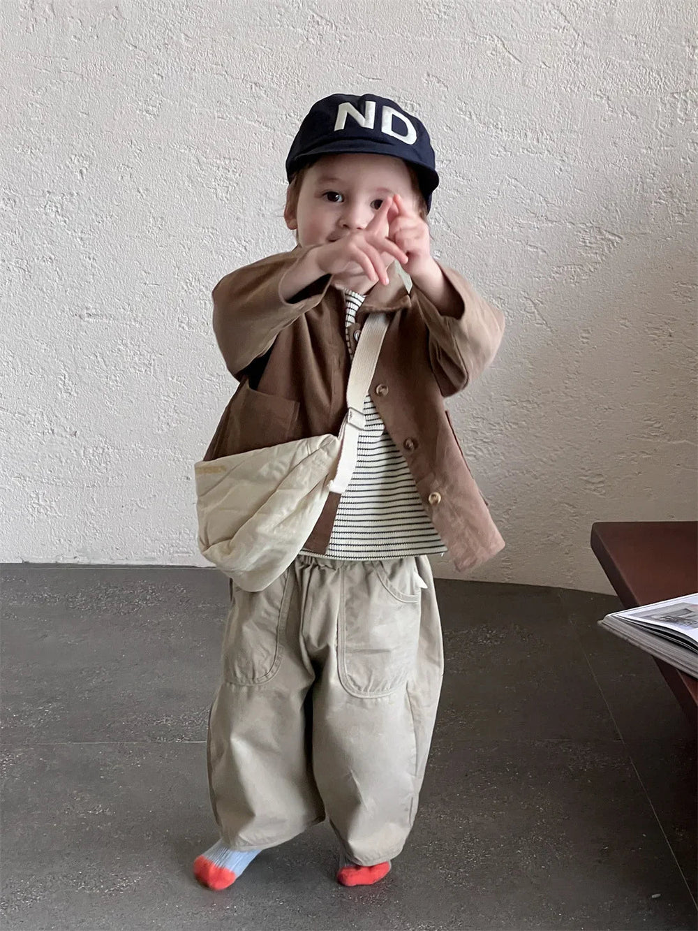 OLWIN Manchestertyg Barnjacka – Unisexjacka i ribbad bomull (0–3 år) More For Mini