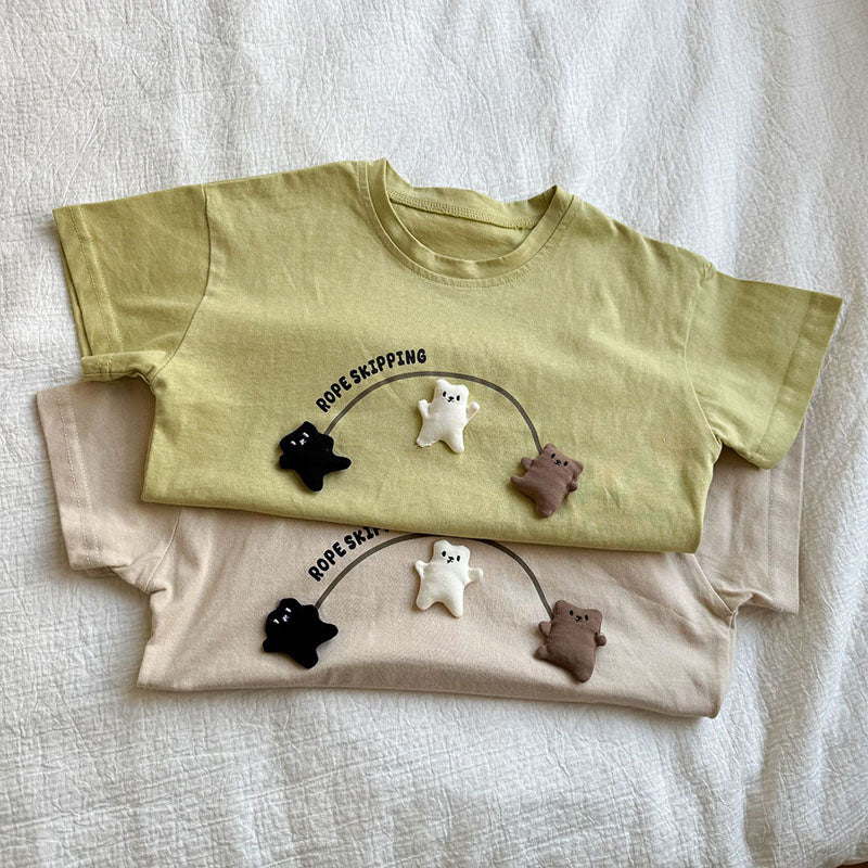 3D T-shirt med björnar som hoppar hopprep – Beary Bounce Unisex, Beige/Grön, Bomull, Storlek 0–8 år More For Mini