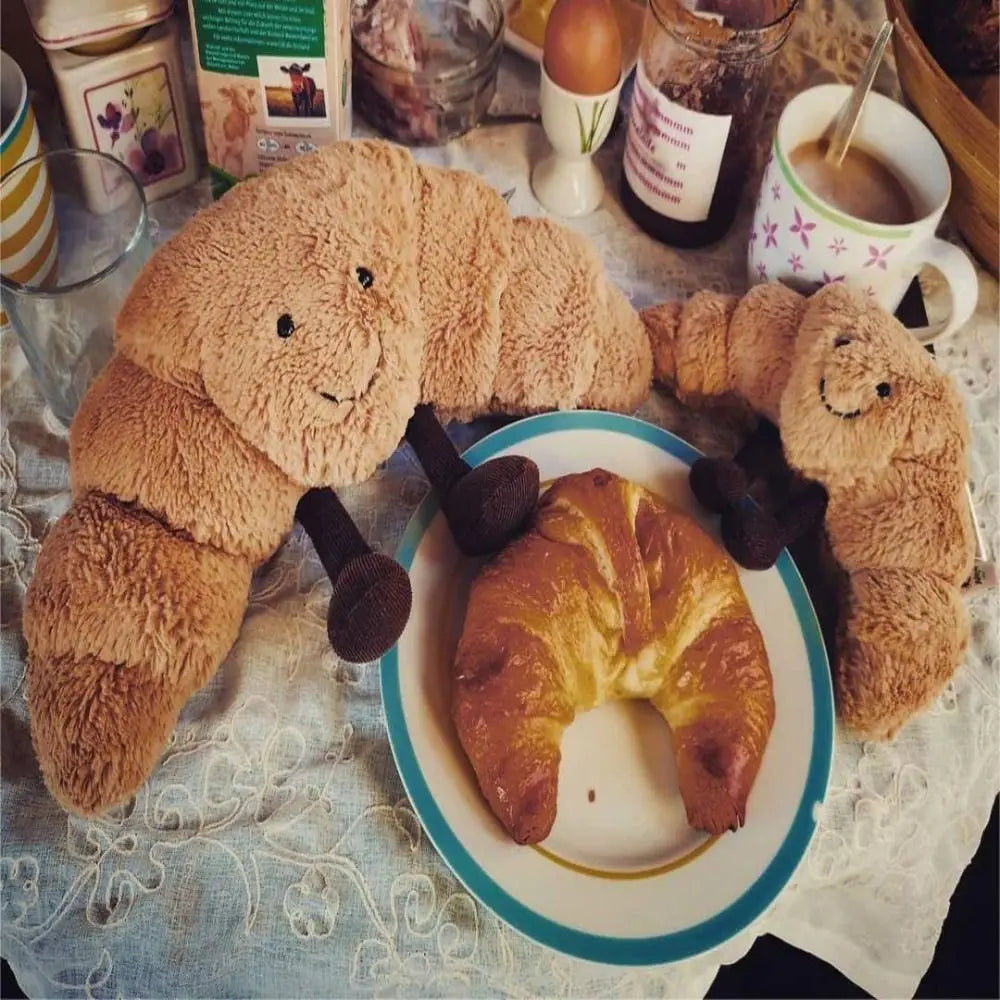 Lachende Croissant Knuffel – Zachte Pluche Kussen voor Kinderen en Volwassenen More For Mini