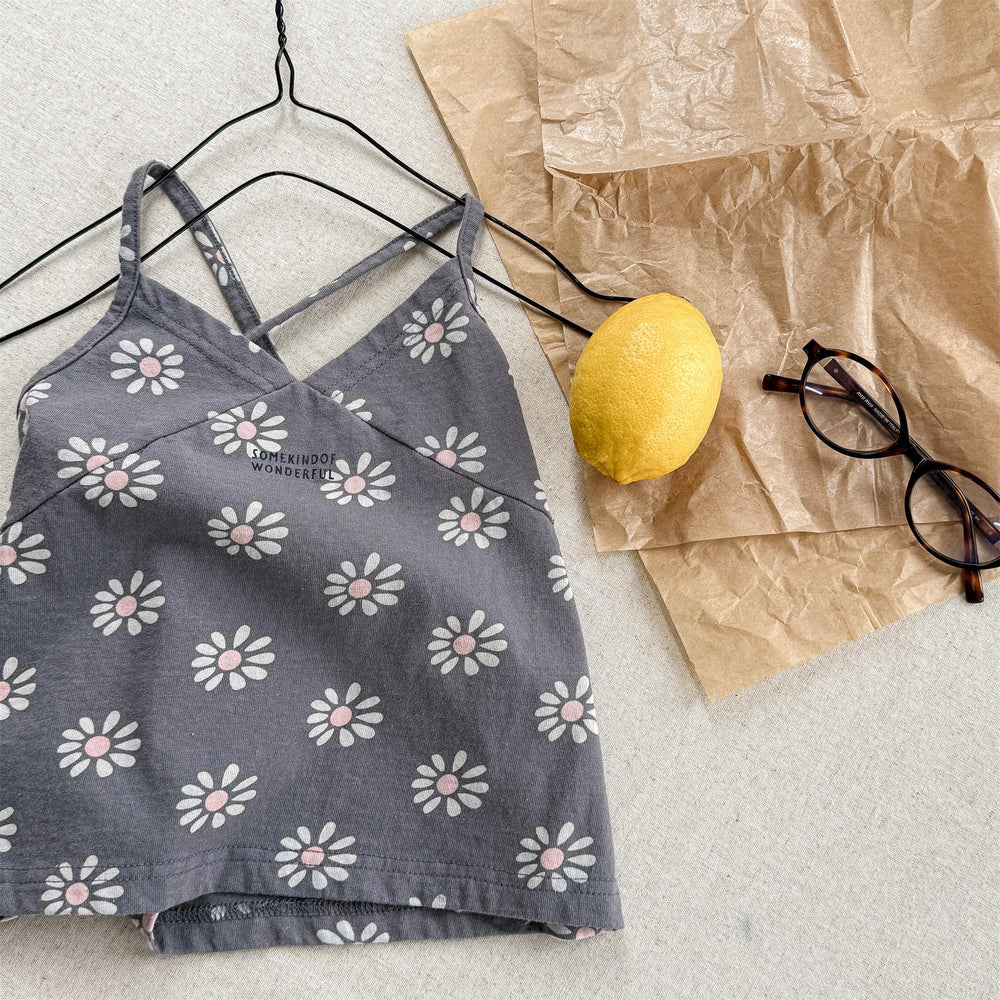 LumiLune Daisy Sommarlinne för Flicka 0–6 år | Blommönster, Läpptryck, Linne i bomull med spaghettiaxelband More For Mini