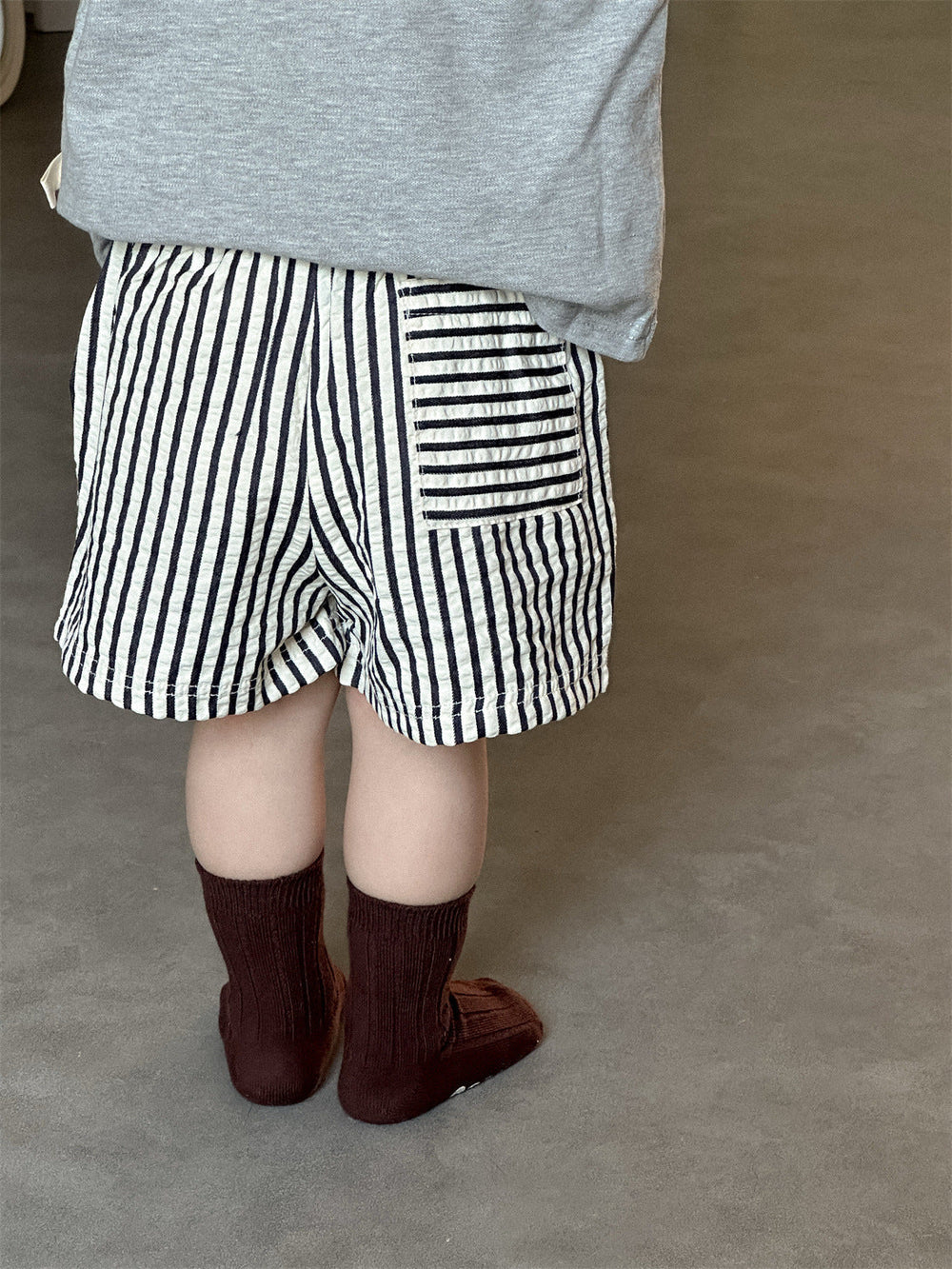 Nautino Polo & Randiga Shorts Set – Sommaroutfit Barn 0–3 år – Grå Polotröja + Randiga Shorts – Bekväm & Unisex MoreForMini
