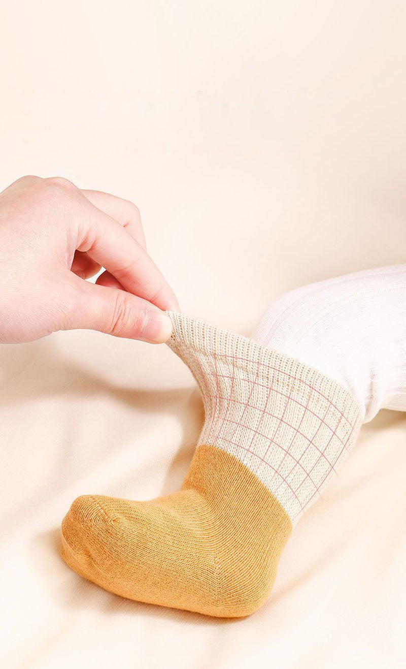Halkfria babysockor (glider inte ner) – CozyToes Unisex, 6-pack, Flerfärgade, 0–1 år More For Mini