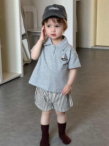 Nautino Polo & Randiga Shorts Set – Sommaroutfit Barn 0–3 år – Grå Polotröja + Randiga Shorts – Bekväm & Unisex MoreForMini