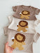 Våffeltygsset T-shirt & Shorts med Lejon – Little Roar Baby Småbarn, Brun/Beige, Bomull, Storlek 0–3 år More For Mini