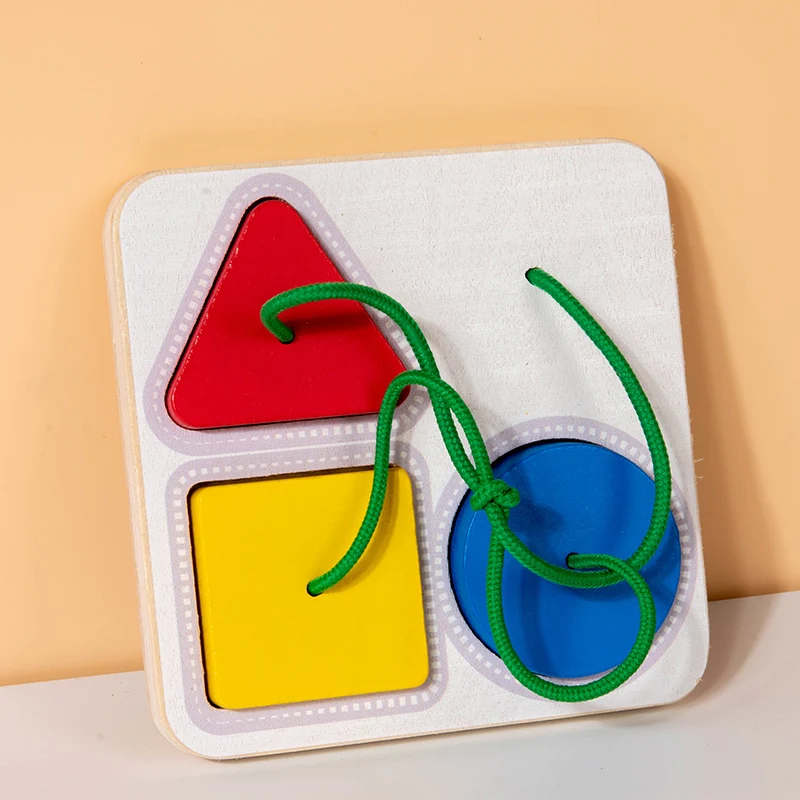 Magnetisk aktivitetsbräda Montessori i trä – 12 aktiviteter att välja mellan, kompakt | busy board