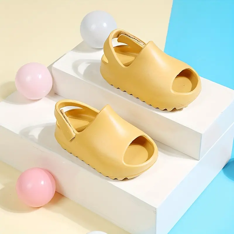 SunnyStep Kinder Sandaal Slippers – Comfortabele en Verstelbare Slippers voor Buitenavonturen More For Mini