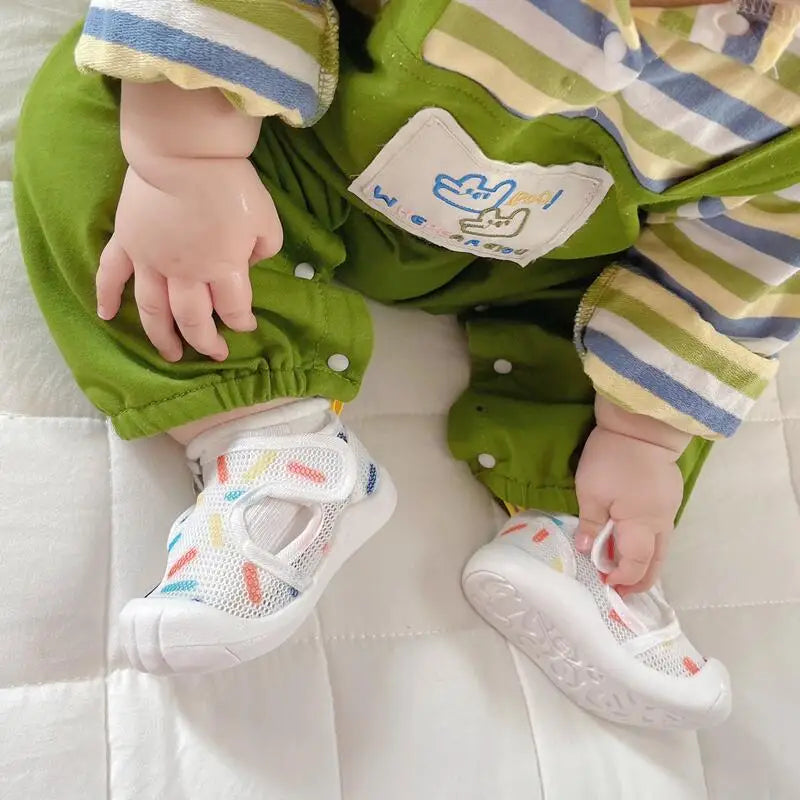 Babysandal för Första Stegen – Andas, Lättvikt & Halksäker | LittleSteps® More For Mini