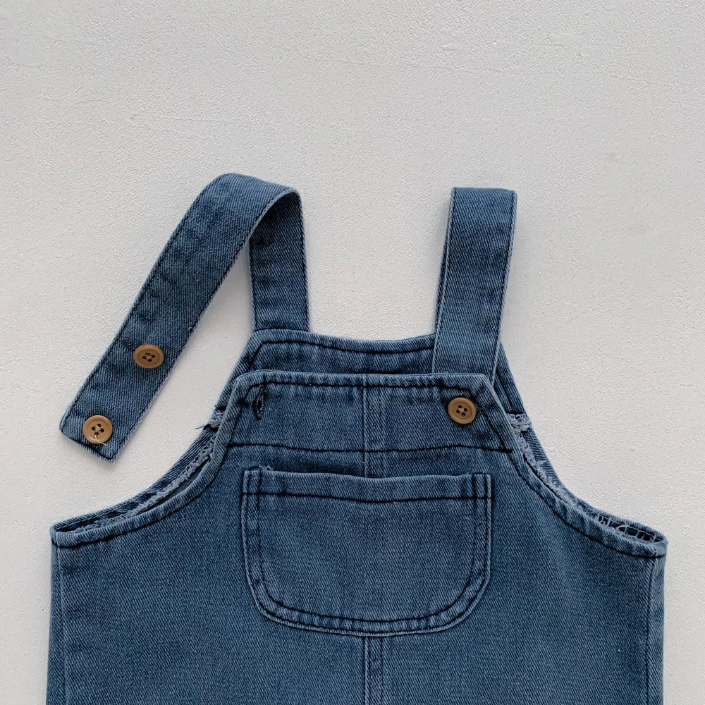 Denim Babyklädset – Bekväm Hängselbyxa & T-shirt – 0–3 år | LittleTrail More For Mini