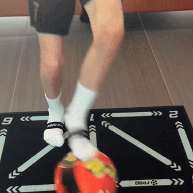 Fotbollsträningsmatta för Barn – SkillZone Pro Mat | Träna Bollkontroll & Fotarbete Hemma More For Mini
